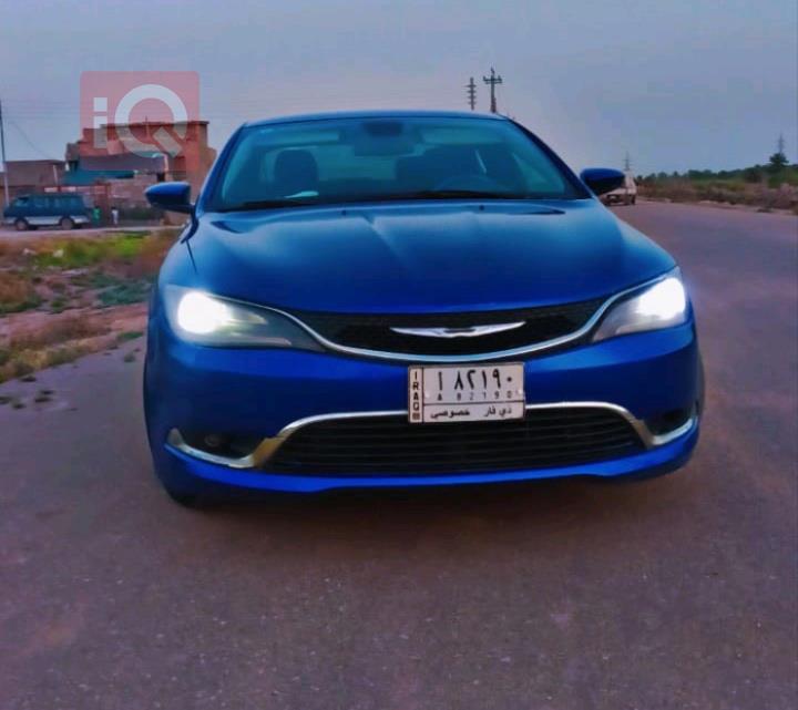 كرايسلر 200